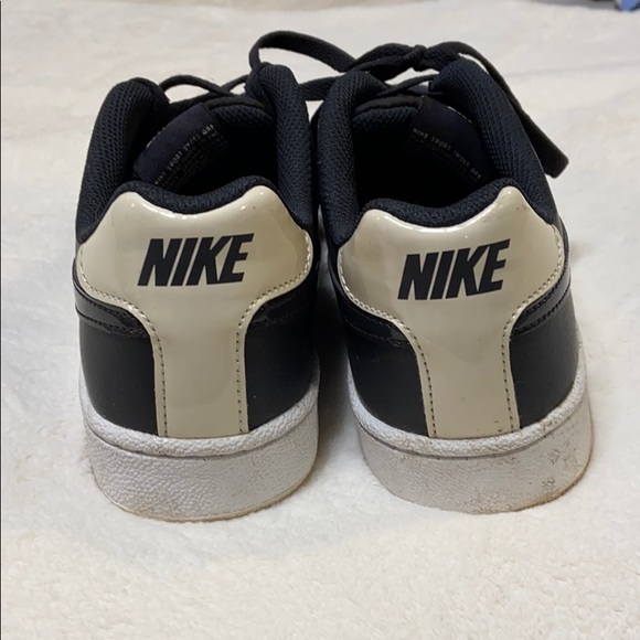 Nike Leather Sneakers - Picture 2 of 5